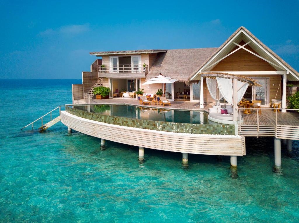 MILAIDHOO ISLAND MALDIVES 5