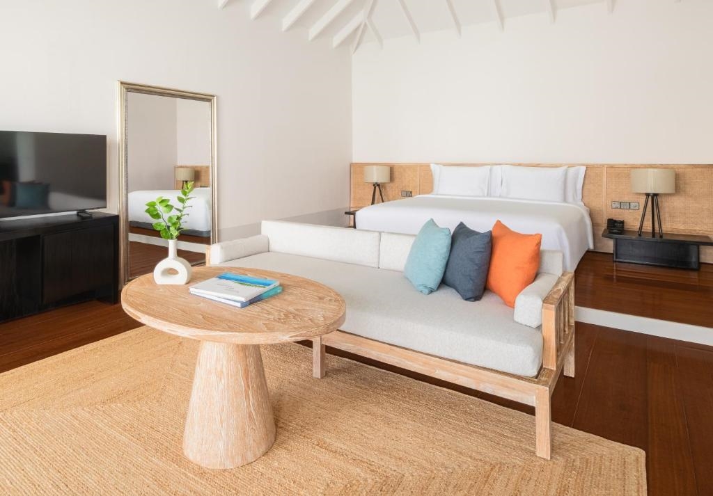 NOKU MALDIVES 3