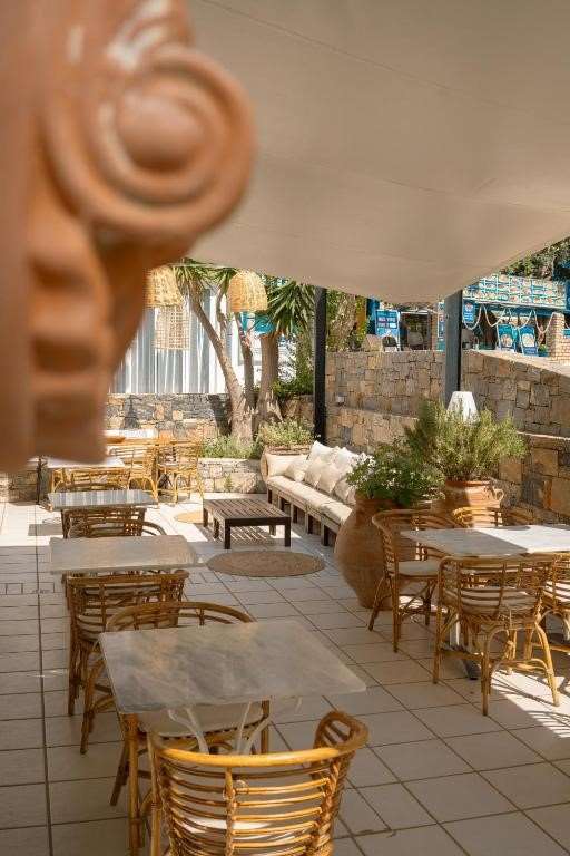 NAMI HOTEL & SUITES 2