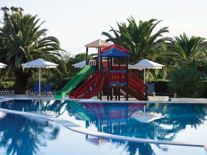 RODA BEACH 4