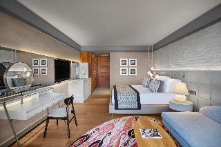 Acanthus and Cennet Barut Collectio 2