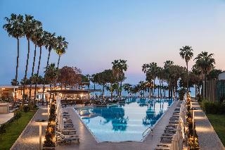 Acanthus and Cennet Barut Collectio 5
