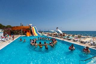 Perre La Mer Resort and Spa