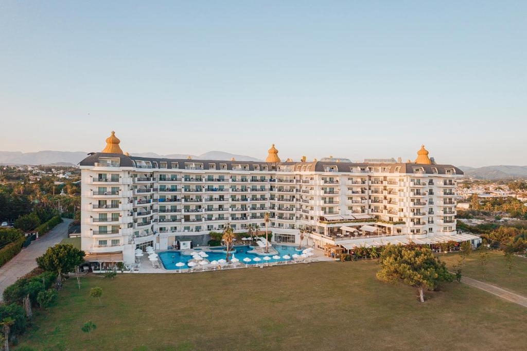 Asteria Family Resort Side 3