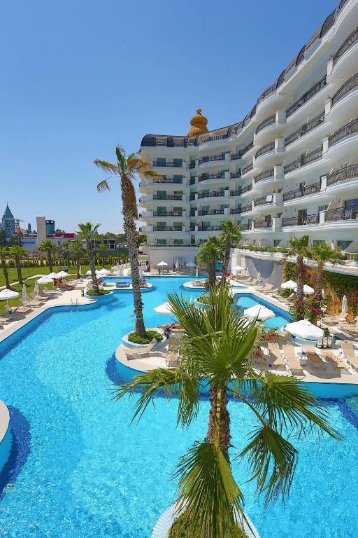 Asteria Family Resort Side 4