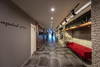 White City Beach Hotel 3
