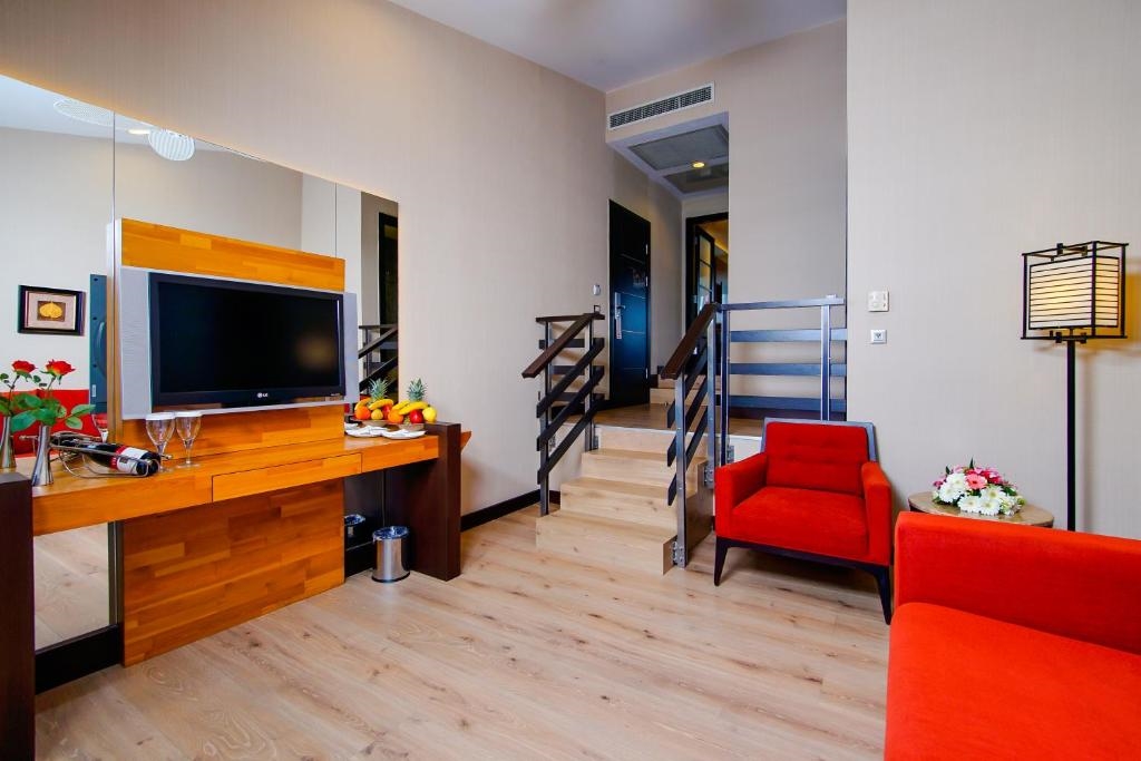 Limak Lara De Luxe Hotel & Resort 4