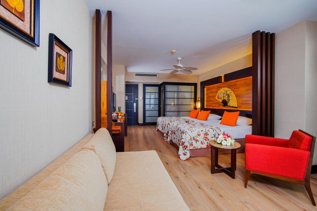 Limak Lara De Luxe Hotel & Resort 5