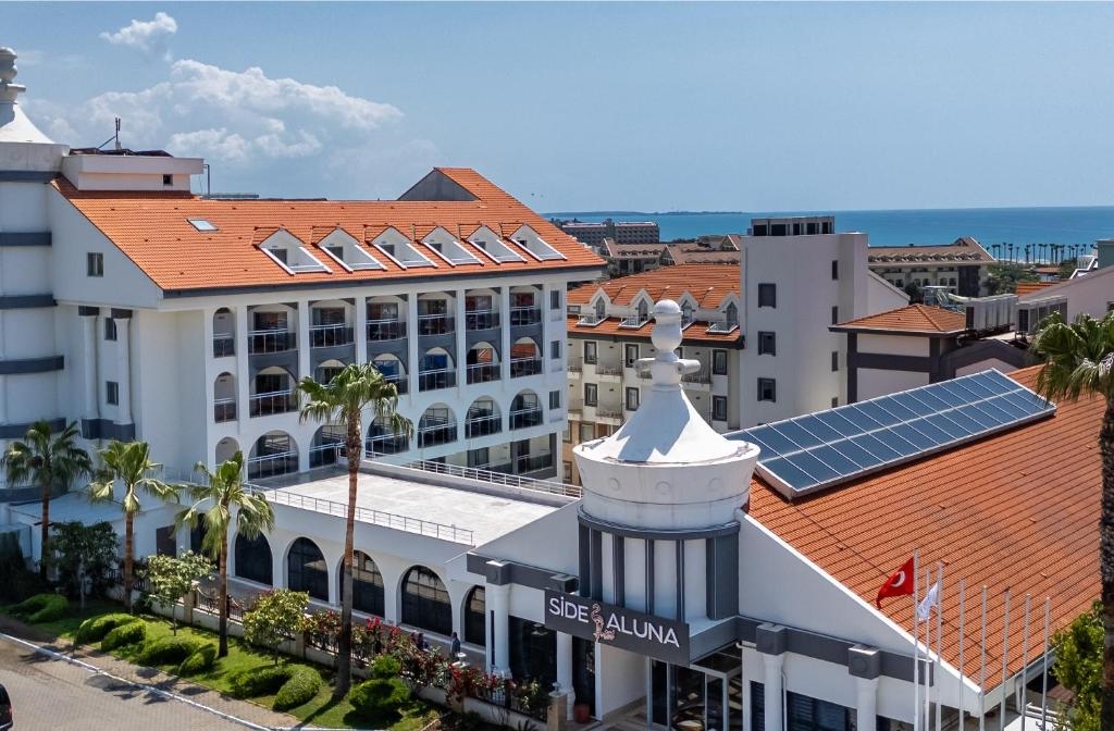 Side Aluna Hotel 2