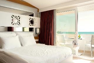 Flora Garden Beach Side 5