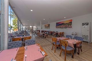Armas Beach Hotel 3