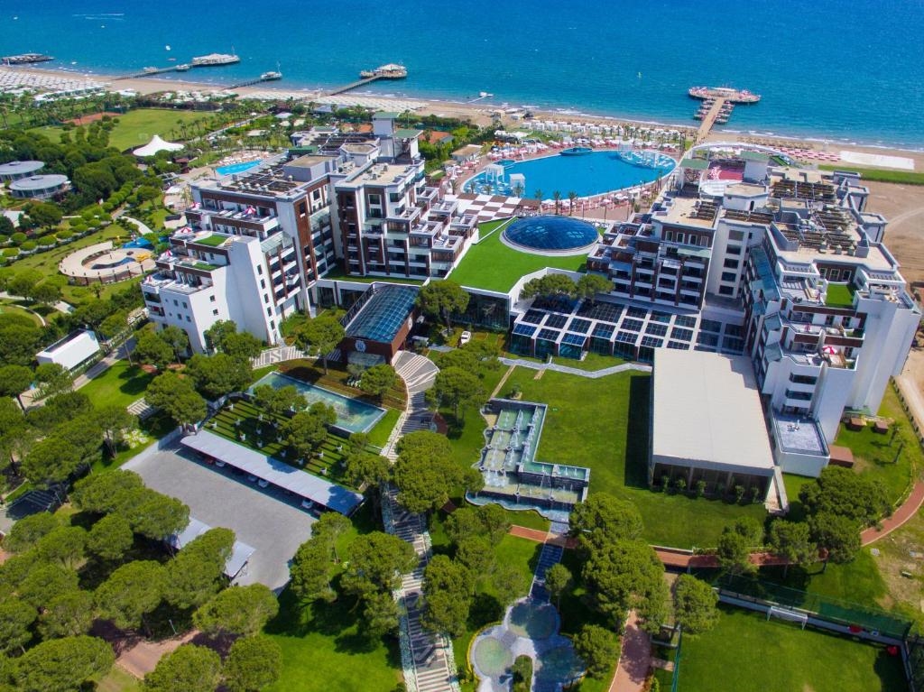 Selectum Luxury Resort 2