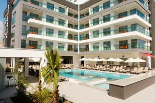 Green Garden Suites Hotel 4