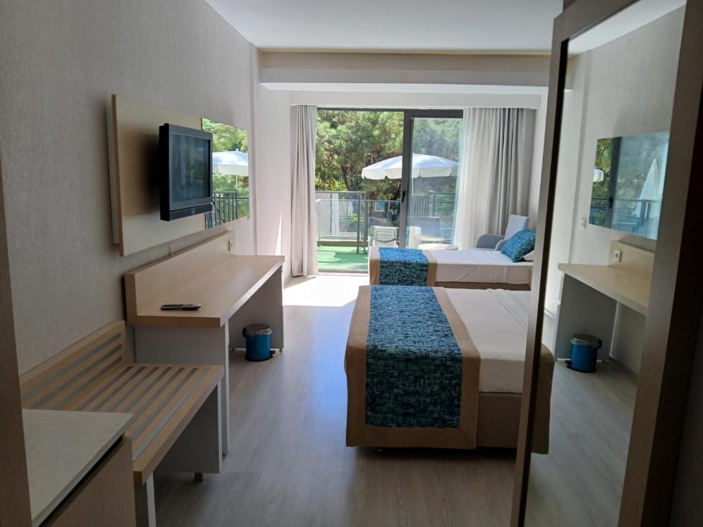 Pirates Park Resort 5