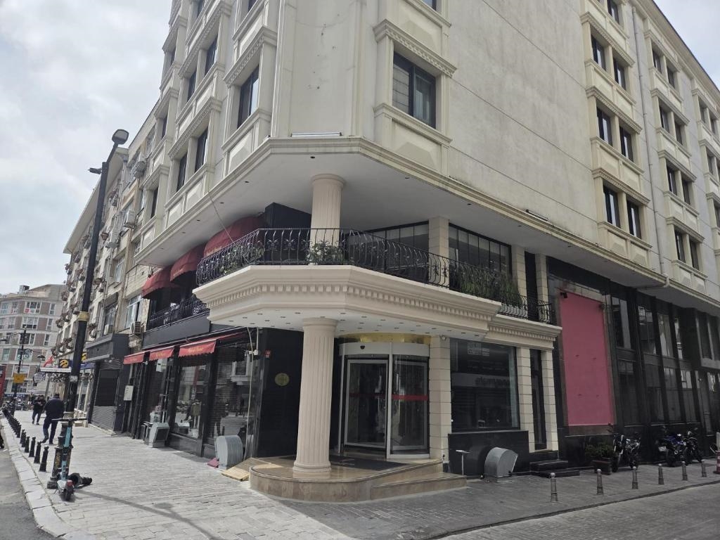 The Parma Hotel Downtown 2