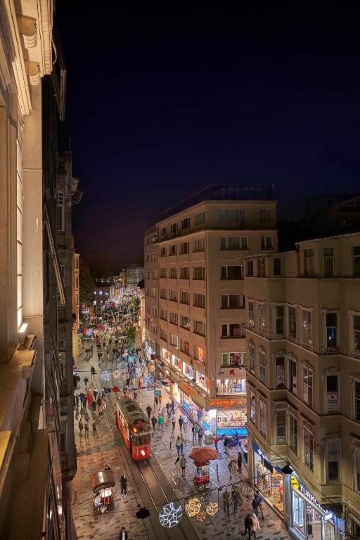 Richmond Istanbul 4