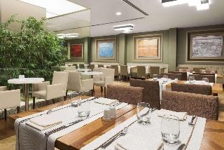 Ramada Istanbul Taksim 2
