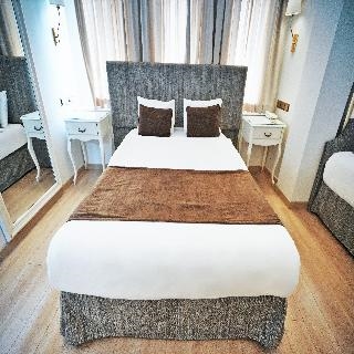 Taximtown Hotel 4