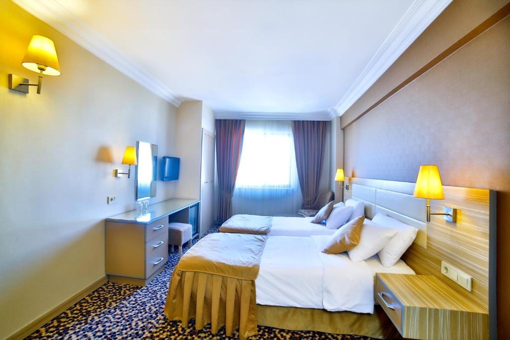 Grand Emin Hotel 4