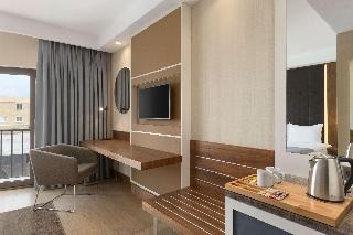 Ramada by Wyndham Istanbul Florya 3
