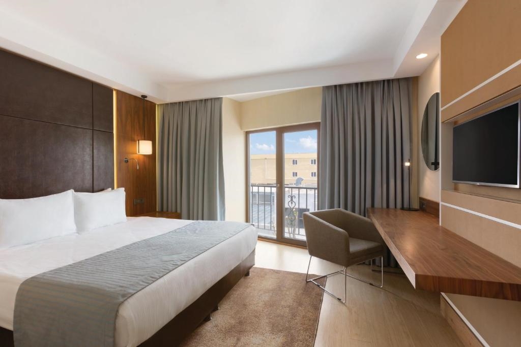 Ramada by Wyndham Istanbul Florya 4