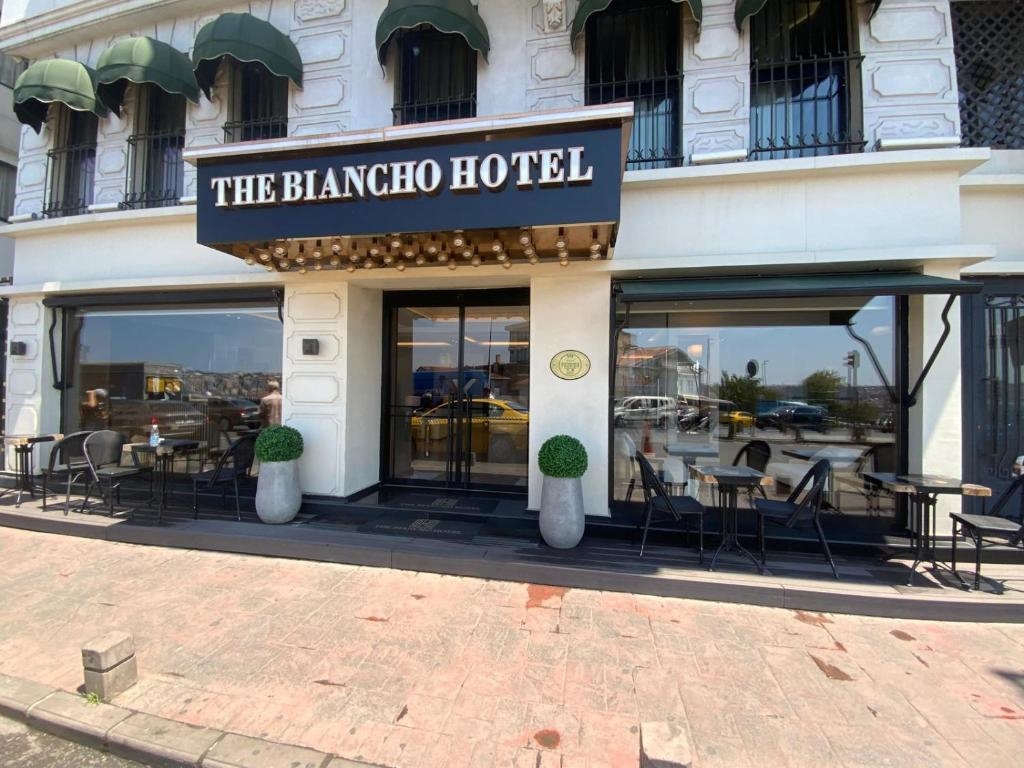 The Biancho Hotel Pera