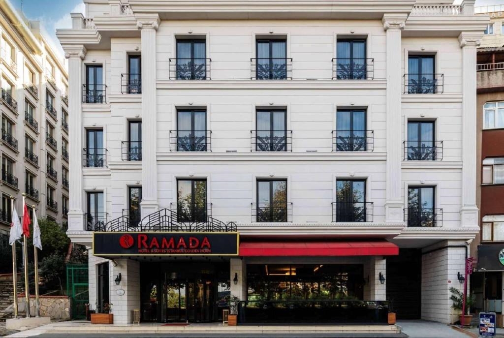 Ramada By Wyndham Istanbul Golden Horn 4