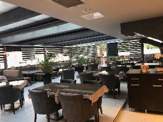 Orya Hotel