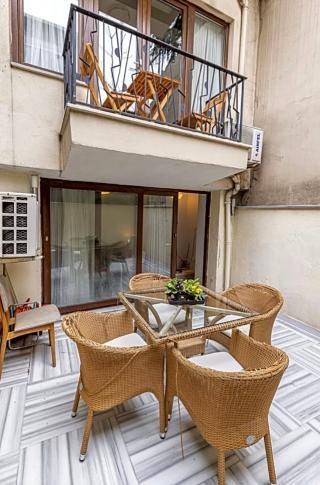 Calanthe Residence 5