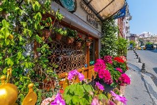 Walnut Shell Hotel
