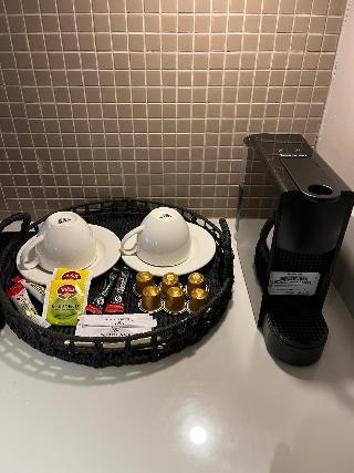 Weingart Suites Hotel 3