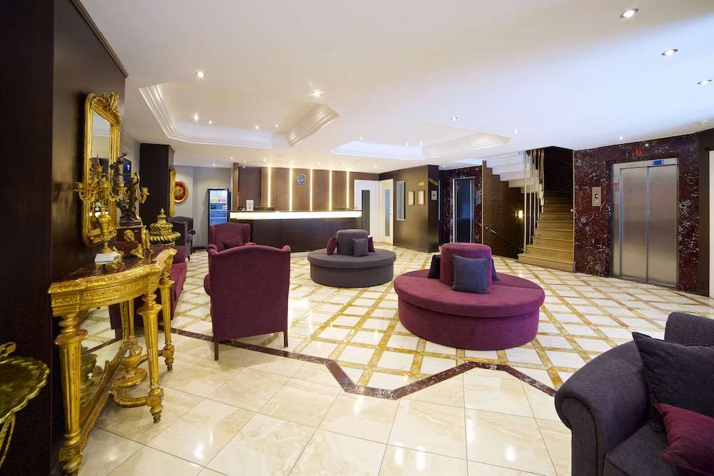 Grand Ant Hotel 5