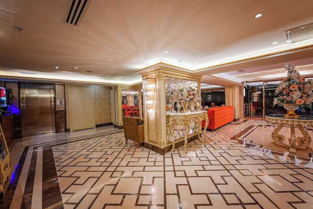 Grand Marcello Hotel 4