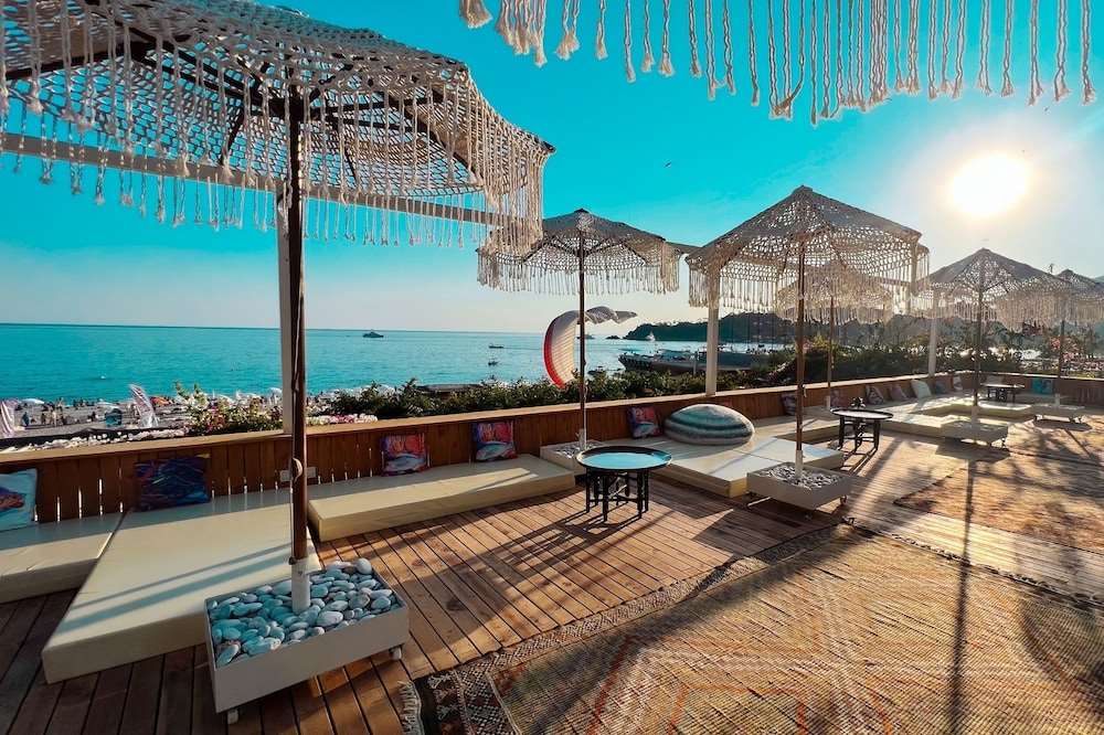 Oyster Residence 2