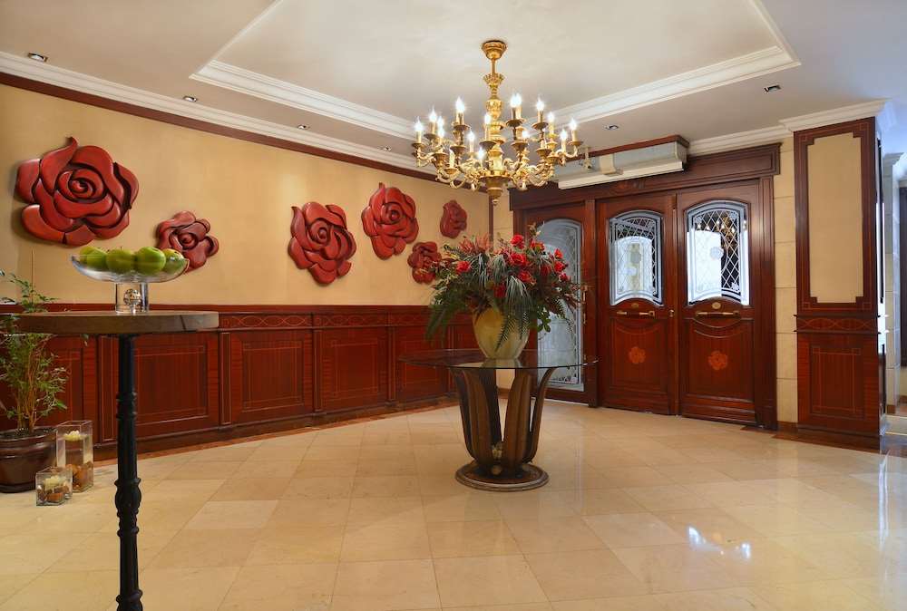 Pera Rose Hotel 3