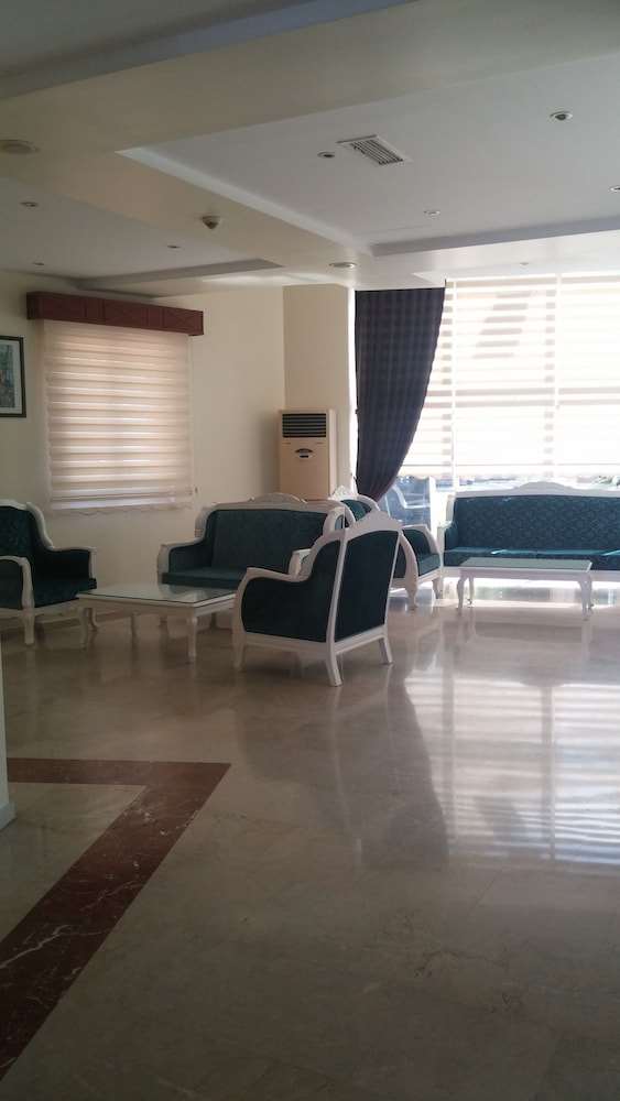 Pokaż wszystkie zdjęcia