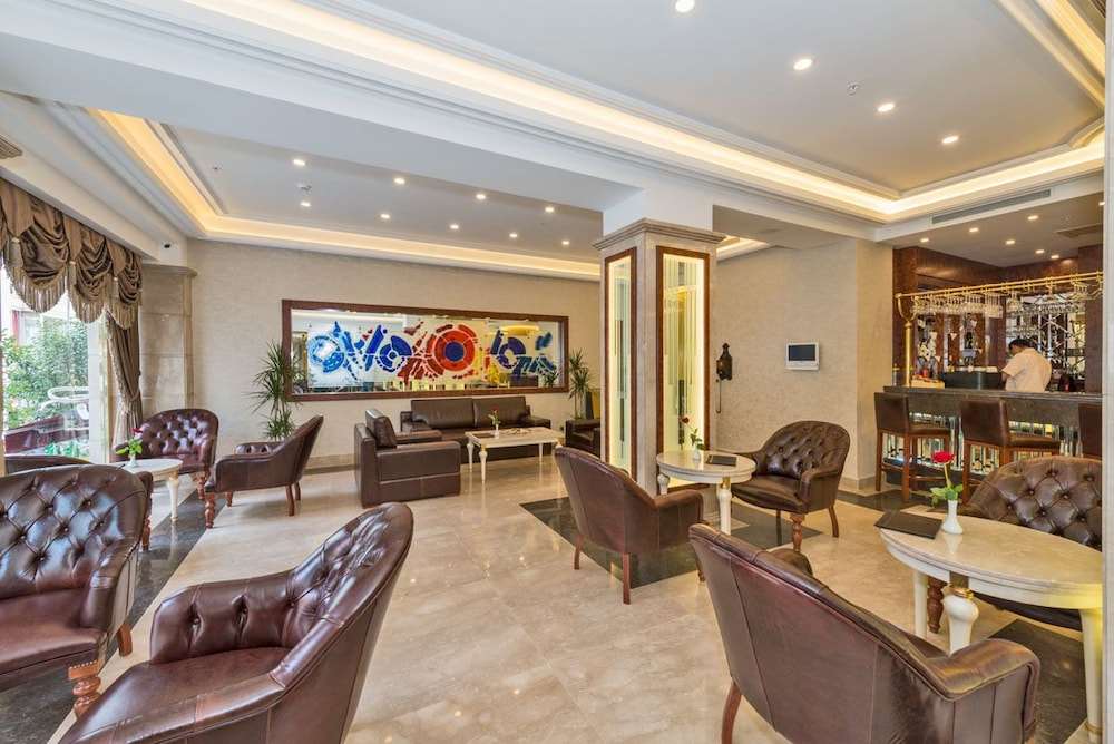 Glorious Hotel 3