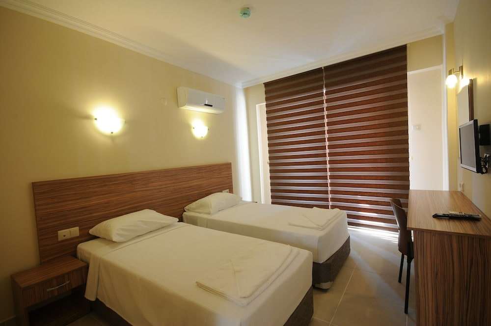 Astoria Life Hotel 5
