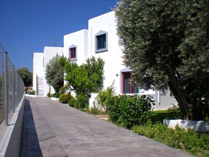 TRIANTAFYLLAS APARTMENTS 3
