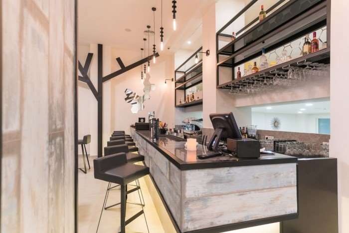CITY CENTER HOTEL RHO 5