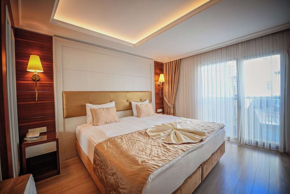 Grand Marcello Hotel