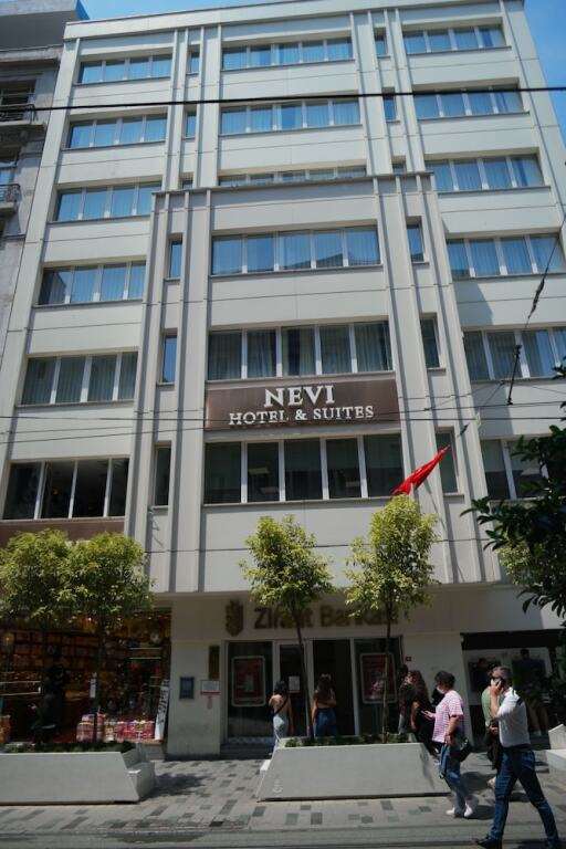 Nevi Hotel & Suites