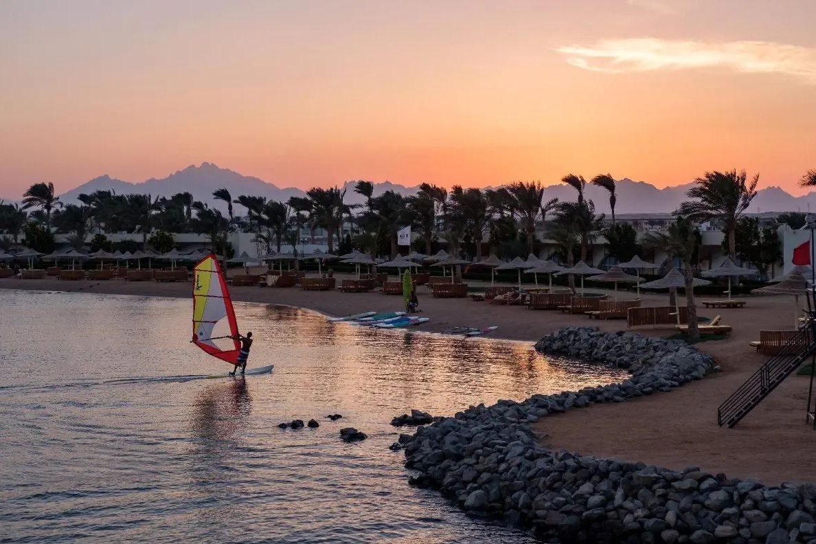 DESERT ROSE RESORT