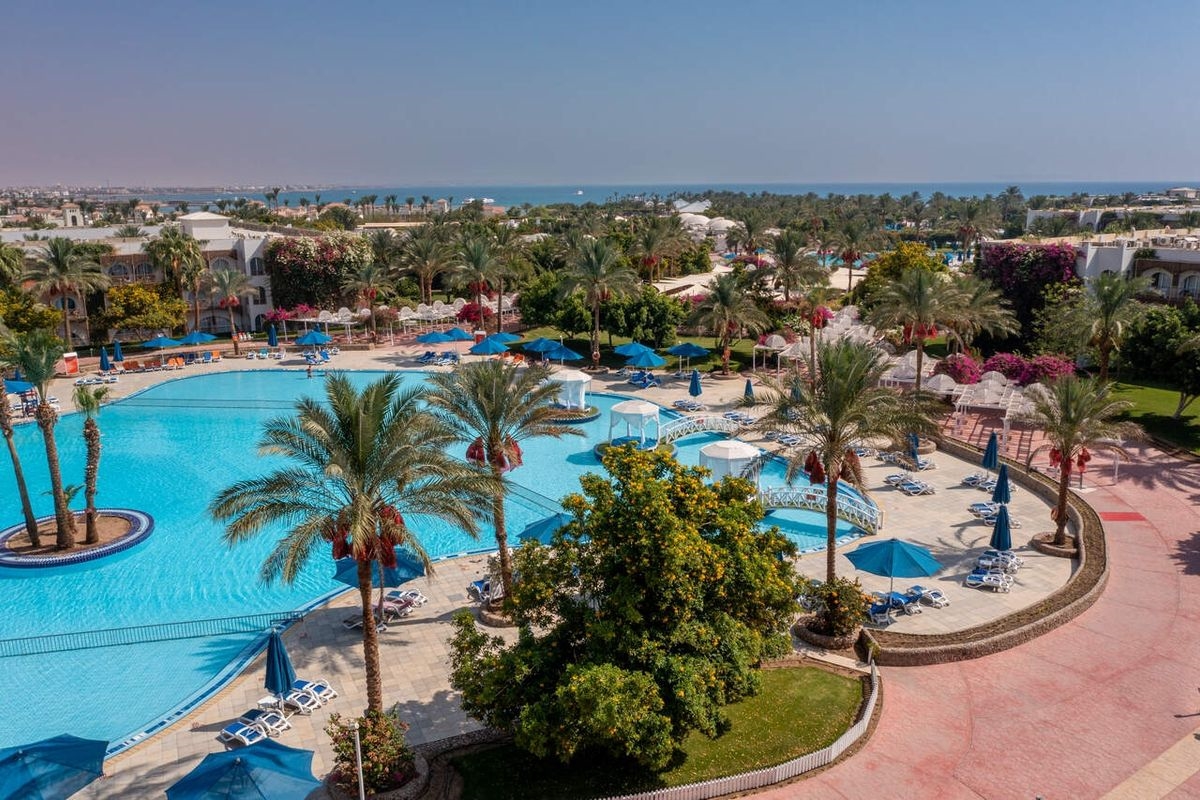 DESERT ROSE RESORT 4