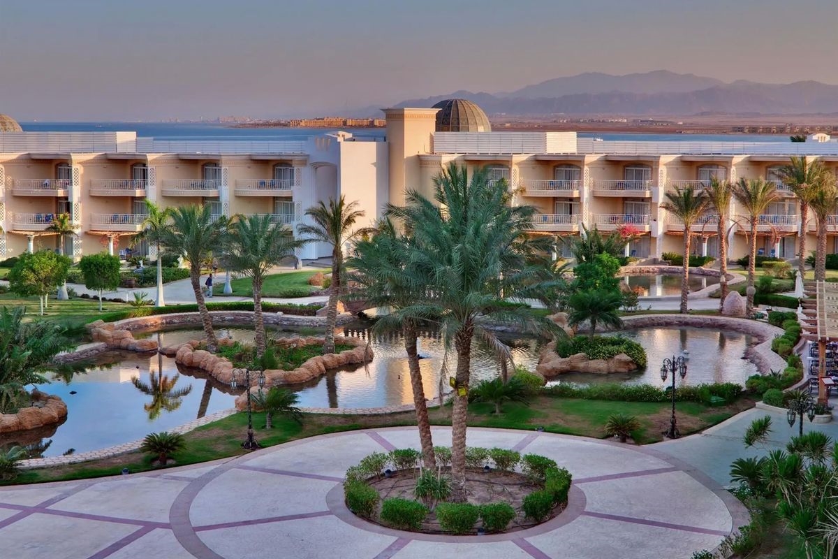PALM ROYALE RESORT SOMA BAY 3