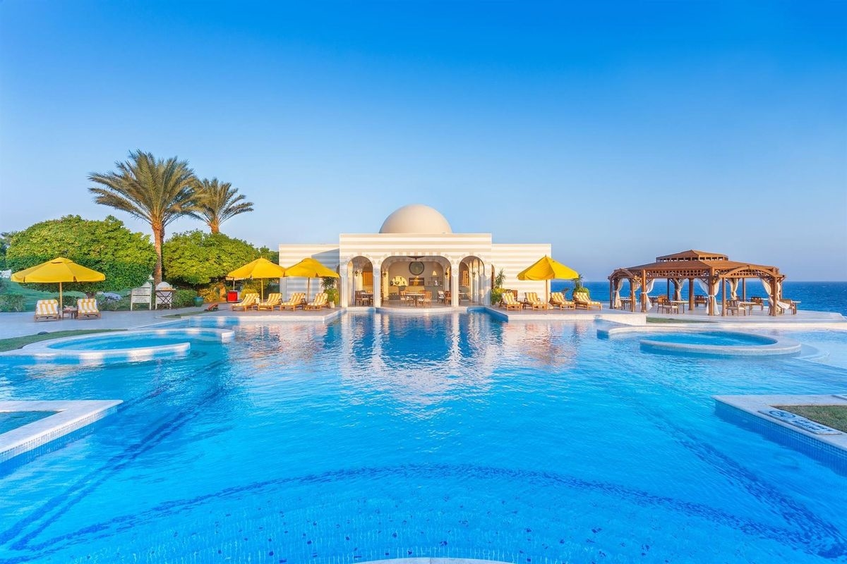 THE OBEROI BEACH RESORT 3