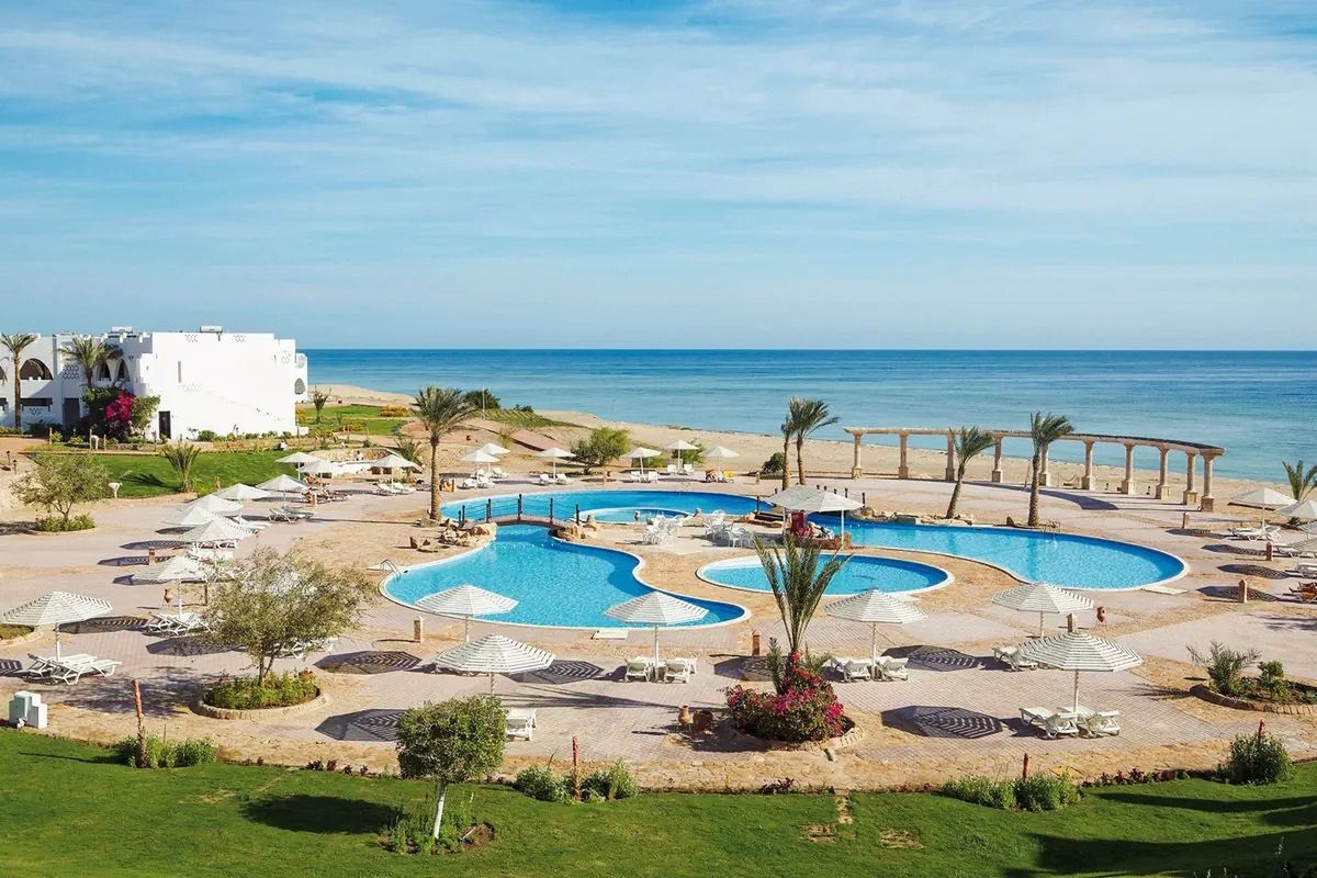 THREE CORNERS EQUINOX BEACH RESORT 2