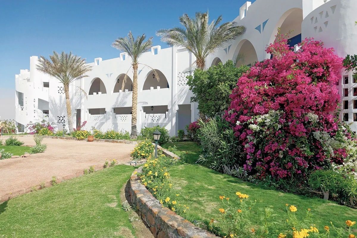 THREE CORNERS EQUINOX BEACH RESORT 5