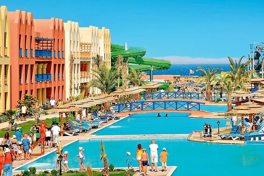 TITANIC BEACH RESORT & AQUAPARK