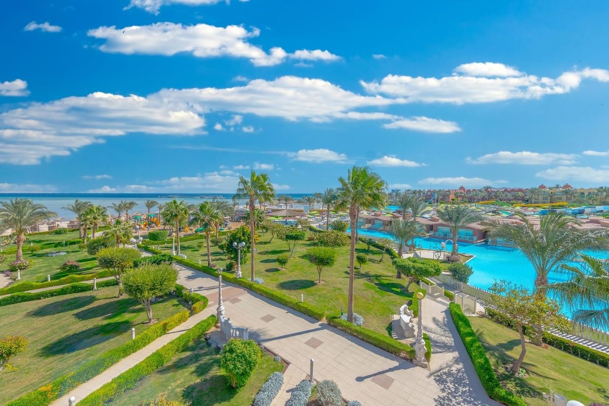 TITANIC PALACE RESORT & AQUAPARK 3